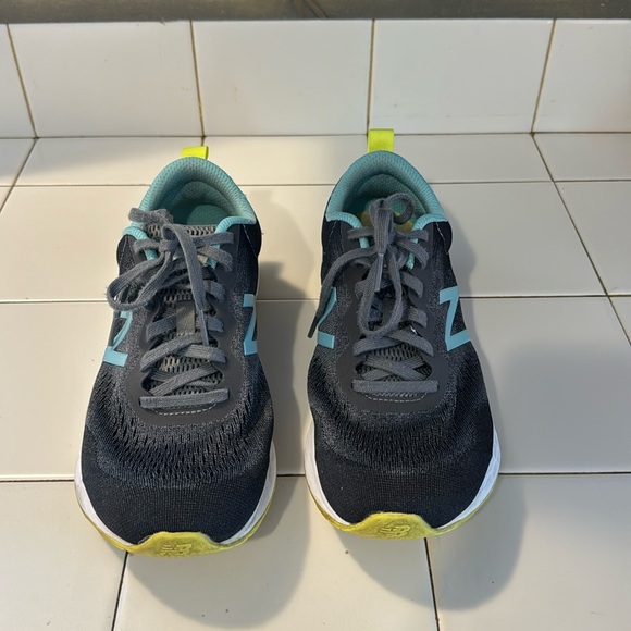 New Balance Shoes - New Balance Fresh Foam Arishi Gray Mesh Women's Running Shoes Sz 9